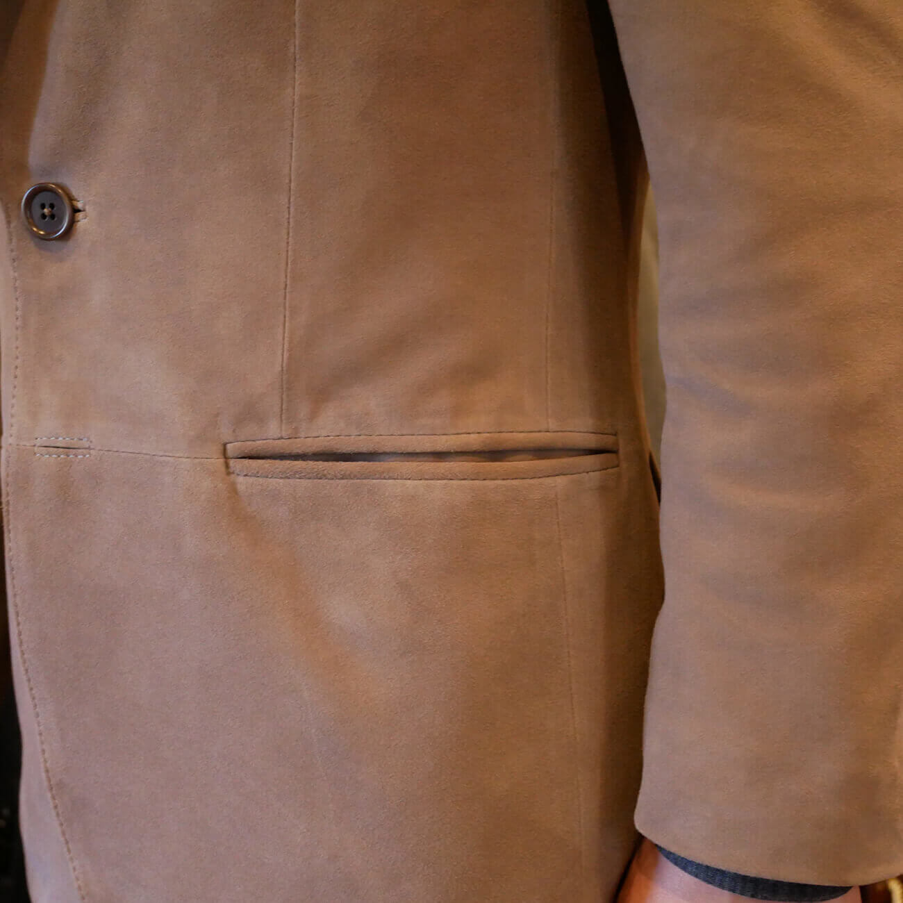 /img/bespoke_leather_jacket_07.jpg